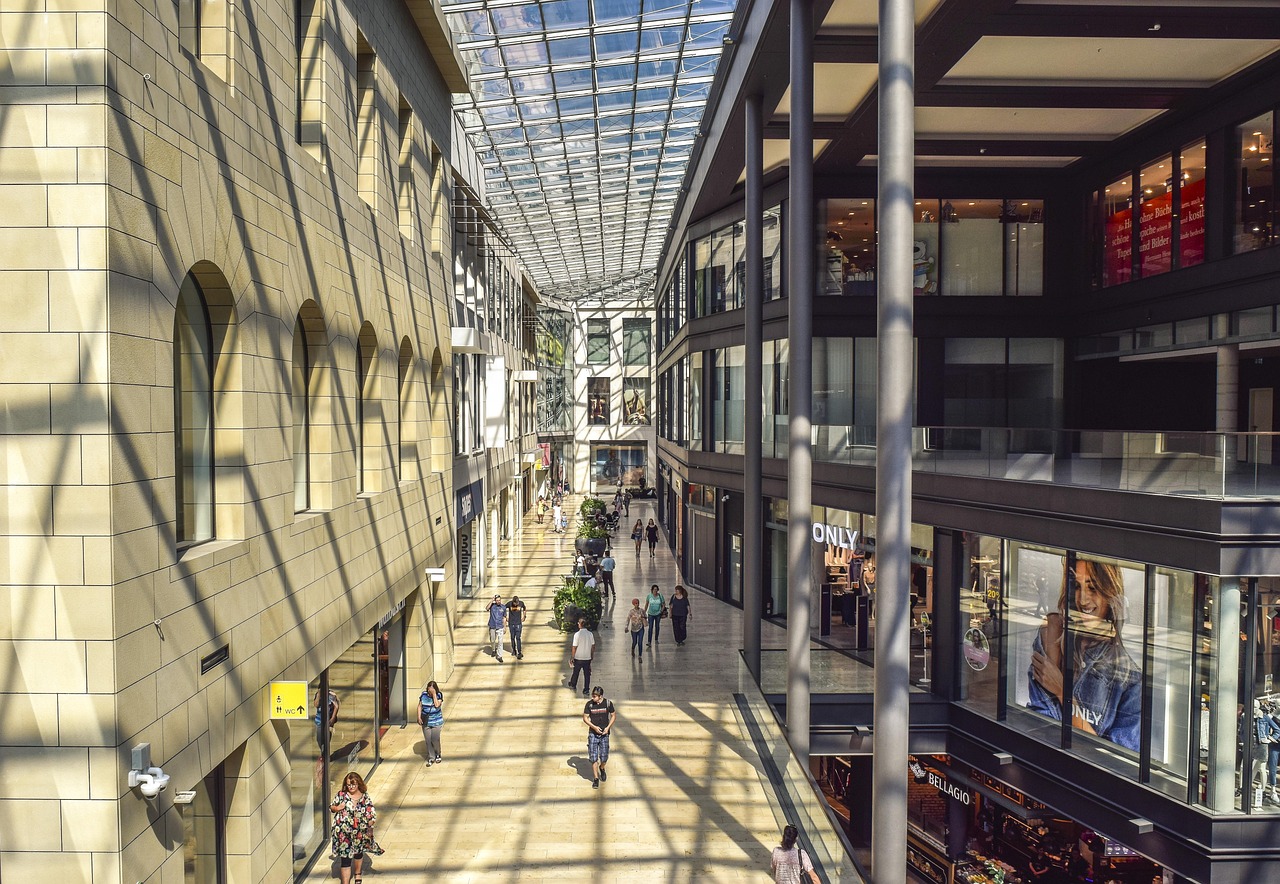 How UK Businesses Can Build Stronger Client Relationships in a Competitive Market